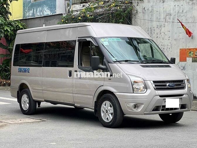 Ford Transit Luxury 2019 siêu cọp