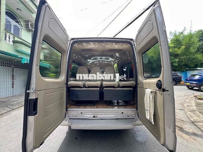 Ford Transit Luxury 2019 siêu cọp