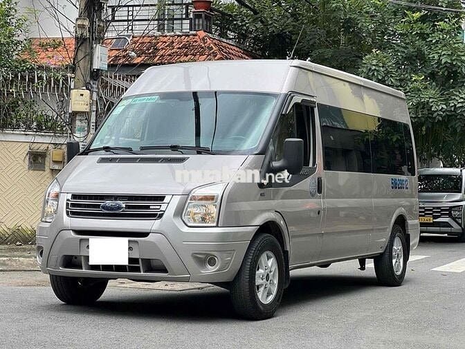 Ford Transit Luxury 2019 siêu cọp