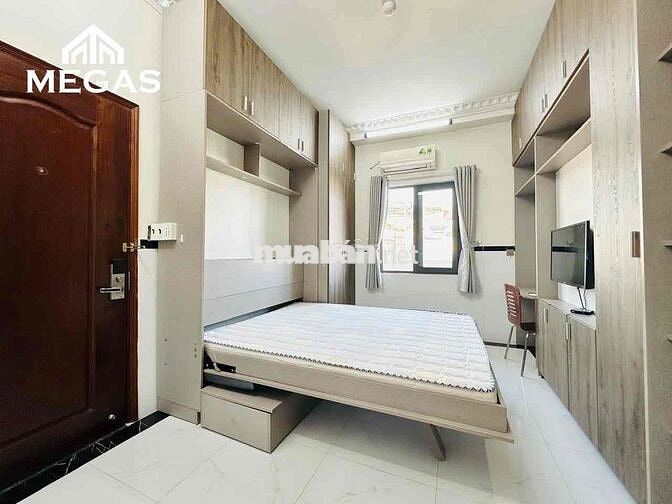 ✔️Căn Hộ Cửa Sổ To _ Đầy Đủ Tiện Nghi ✔️ Ngay Cvpm Quang Trung - Tô Ký