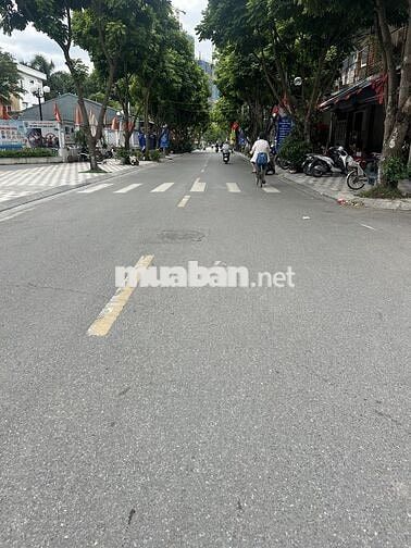 Sót lại mảnh đất 35m2 gáp ngã 3 An Dương Vương Và Tân Xuân Sót lại mảnh đất 35m2 gáp ngã 3 An Dương Vương Và Tân Xuân