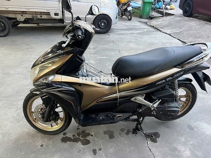 AIR BLADE ĐẦU BÒ 2012 MÁY ZIN ÊM