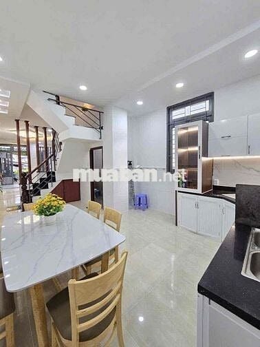 Bán nhà Mã Lò 3tầng HXe tải 4x16 nở hậu .4pn sổ đẹp giá 4ty9