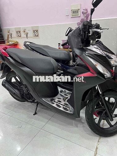 vision đưa trước 10tr lấy xe