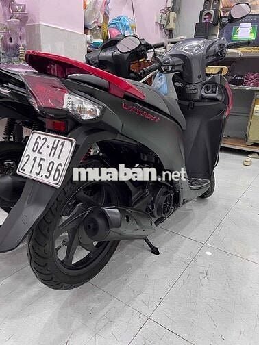 vision đưa trước 10tr lấy xe