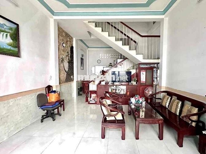 Đối diện Emart, Oto ngủ nhà, 4,5x12, khu phân lô cao cấp, Đúng 8tỷ
