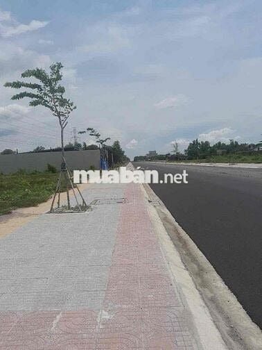 lốc 13 nền mặt tiền đường võ nguyên giáp p Phước Hòa giá 1ty750trieu
