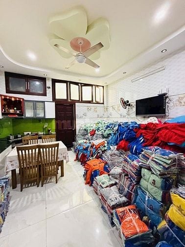  Nguyễn Xí, Bình Thạnh diện tích: 60m2 giá 3 Tỷ 350 hẻm 6m oto - SHR 