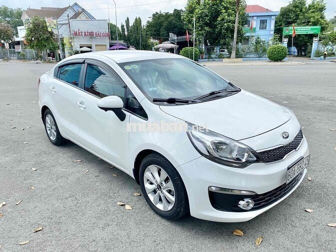 Kia Rio 2016 1.4 MT Sedan - 75000 km