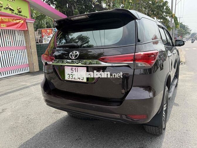 Toyota Fortuner 2019 std dau2.4G 4x2 AT - 75000 km