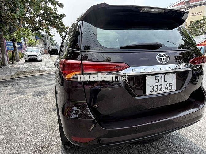 Toyota Fortuner 2019 std dau2.4G 4x2 AT - 75000 km