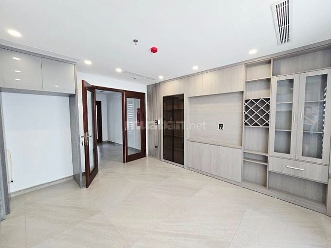 Nhà Hoàng Quốc Việt, 58m x7T-MT 4.5M-2 Thoáng-Ở-KD-Ô Tô Tránh-Nhà mới