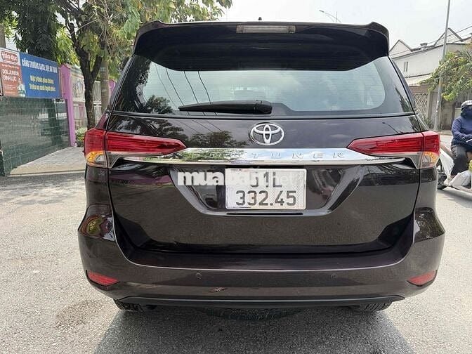 Toyota Fortuner 2019 std dau2.4G 4x2 AT - 75000 km