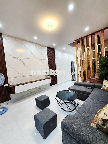 Bán nhà 40m2 Vĩnh Hưng, lô góc 4 tầng mt gần 4m, nhỉnh 7 tỷ (có TL)
