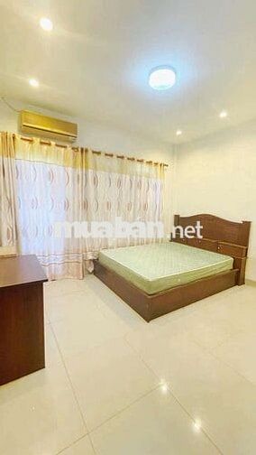 Cho thuê nhà 3,5 tấm nội khu Tên Lửa