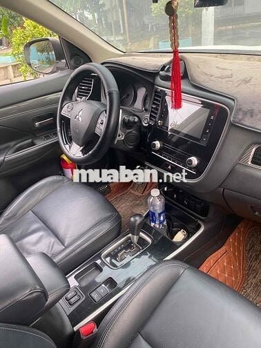 Mitsubishi Outlander 2019 2.4 CVT Premium - 42000