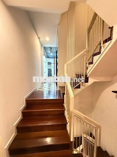 Nha 6 tấm MT Nguyễn Hữu Tiến, tân phú giá 14,2 tỷ