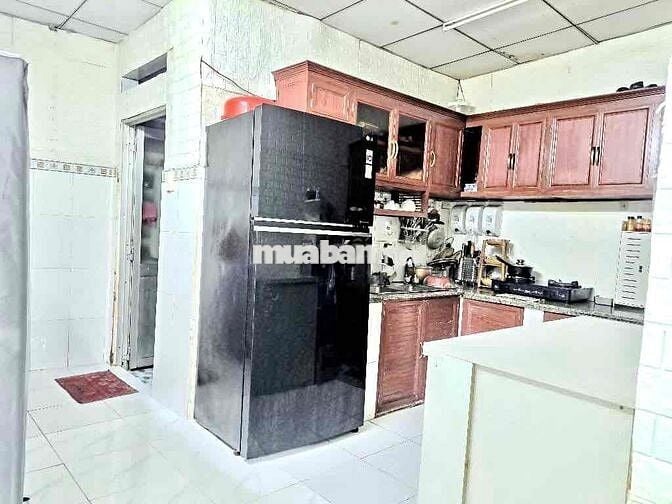 NHỈNH 2 TỶ GẦN PHAN VĂN HỚN DT 71m2 ĐƯỜNG XE TẢI SỔ RIÊNG