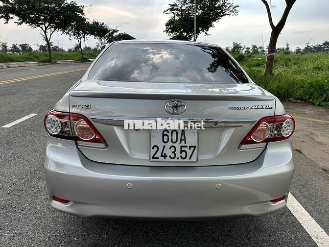 Toyota Corolla Altis 2010 2.0V - 125000 km