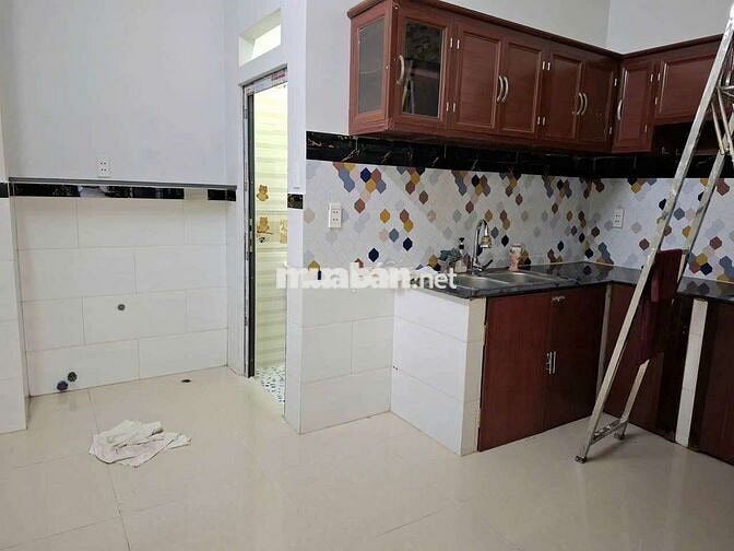 Nhà mới y hình 4pn ,1pthơ .3wc . Kế bên hiêp thanh city. Hẻm thông ôtô