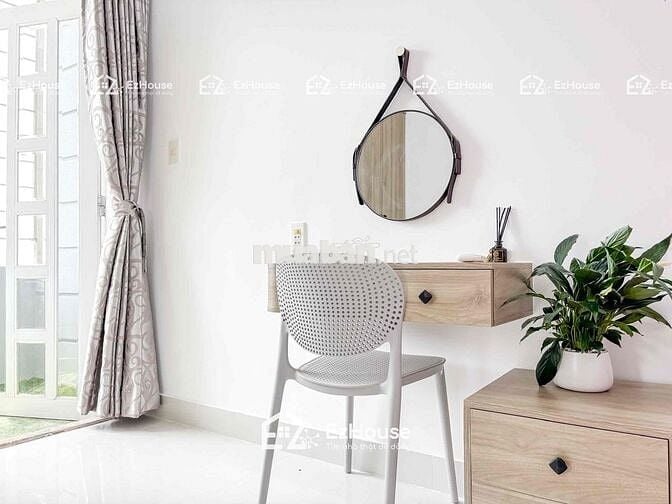 Bancony 35m2 _ Full nội thất _ MRG đường Thích Quảng Đức Phú Nhuận