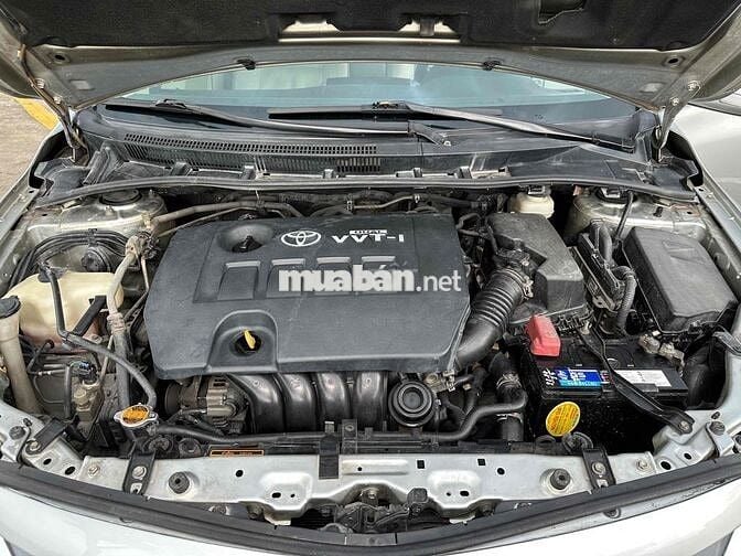 Toyota Corolla Altis 2010 2.0V - 125000 km