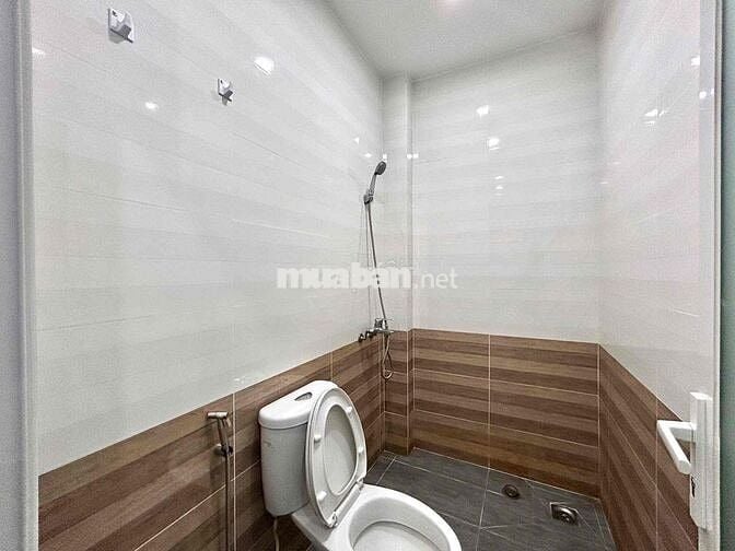 💥CĂN HỘ GÁC SIÊU ĐẸP | SẴN NỘI THẤT CƠ BẢN | CÓ THANG MÁY