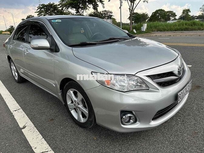 Toyota Corolla Altis 2010 2.0V - 125000 km