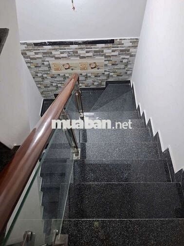 Nhà mới y hình 4pn ,1pthơ .3wc . Kế bên hiêp thanh city. Hẻm thông ôtô