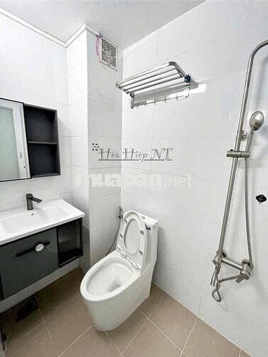 Minihouse Full Nội Thất Đường 30/4 , Cổng Mặt Tiền Không Hẻm