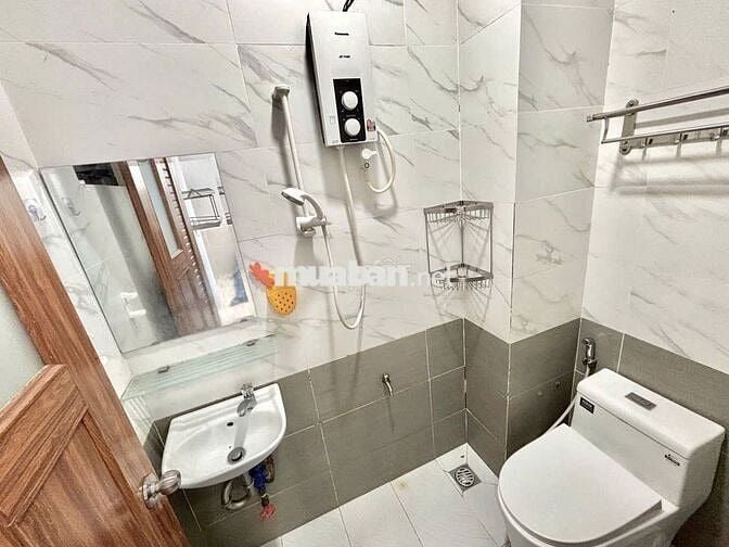 STUDIO MỚI LẠ  NỘI THẤT ĐẦY ĐỦ VÕ DUY NINH VIEW LANDMARK 81