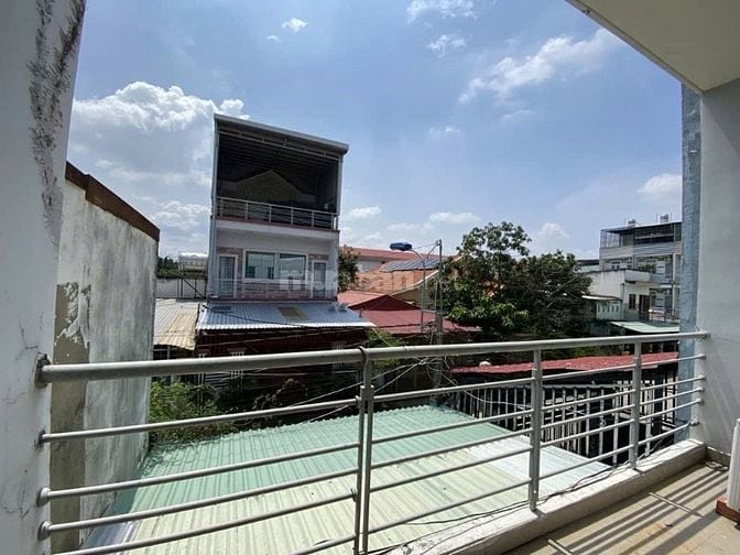 Click Vô Là Thích ! Nhà Siêu HIẾM Phước Kiển, 03 Tầng, 4,5x23m