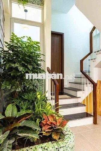 STUDIO đối diện Vinhomes Metropolis - Cách ĐH RMIT Hà Nội 850m