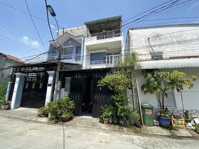Click Vô Là Thích ! Nhà Siêu HIẾM Phước Kiển, 03 Tầng, 4,5x23m