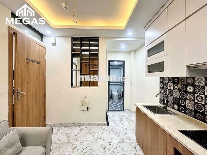 TRỐNG 1N1K FULL NỘI THẤT GIÁ CỰC HỜI NGAY ĐƯỜNG LỚN KIM MÃ