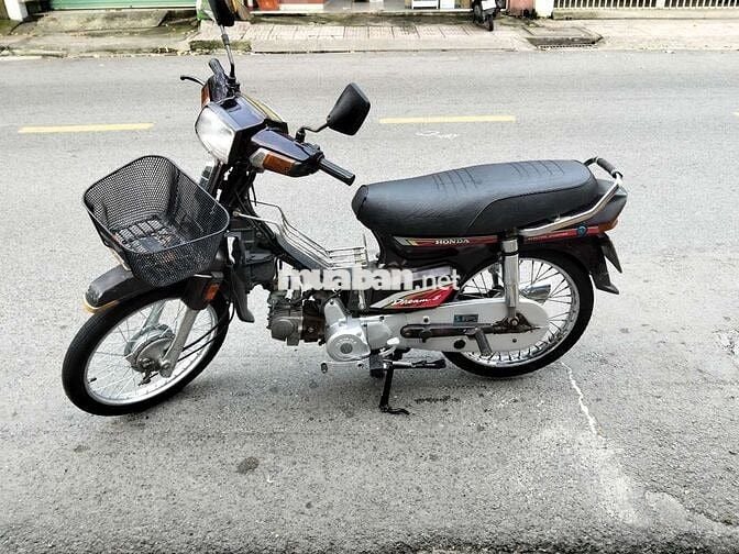 Xe máy Honda Dream Thái màu nâu số sàn
