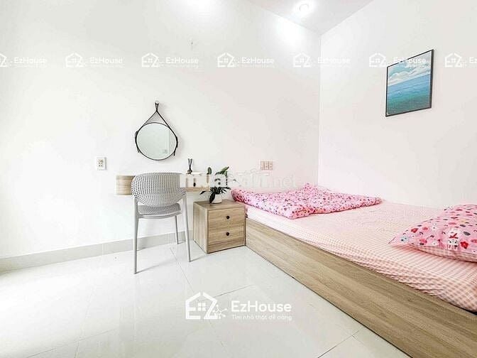 Bancony 35m2 _ Full nội thất _ MRG đường Thích Quảng Đức Phú Nhuận