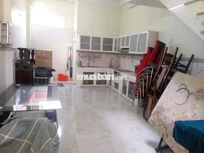 Nhà Hẻm Trường Chinh.TSN.DT:4 X 16 tret 2lau 3PN 3WC 3may lanh