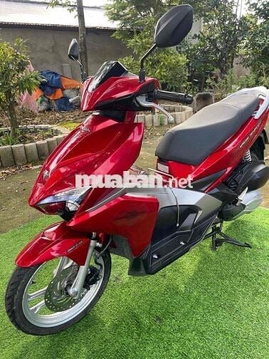 cần bán hon da air blade