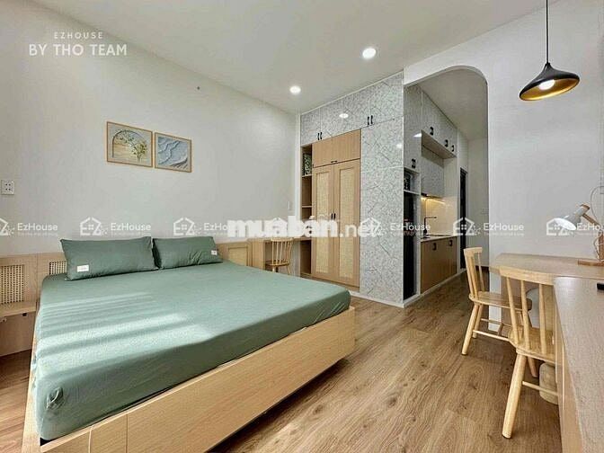 STUDIO VÁCH NGĂN BẾP - BAN CÔNG LỚN THOÁNG MÁT - NGAY HOÀNG HOA THÁM