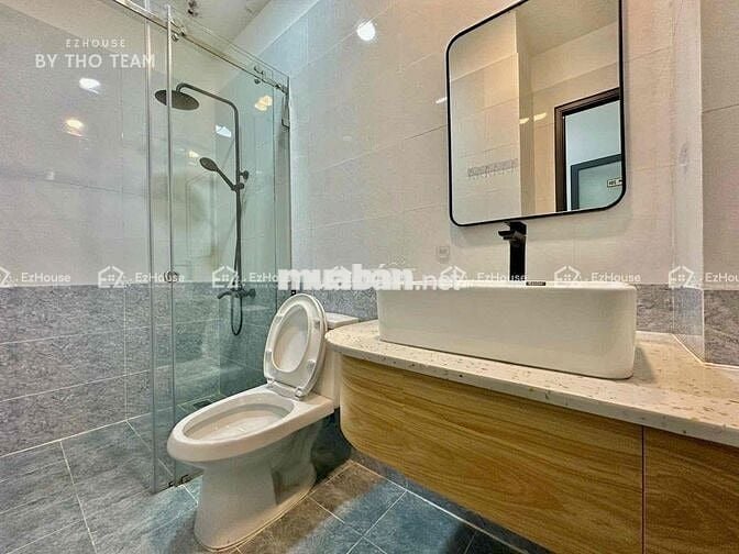 STUDIO VÁCH NGĂN BẾP - BAN CÔNG LỚN THOÁNG MÁT - NGAY HOÀNG HOA THÁM