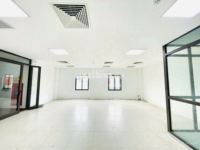 CHO THUÊ TÒA NHÀ MT LÊ TRUNG NGHĨA KHU VIP K300_HẦM 5 LẦU, PCCC.