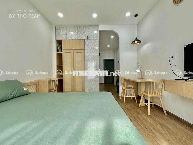 STUDIO VÁCH NGĂN BẾP - BAN CÔNG LỚN THOÁNG MÁT - NGAY HOÀNG HOA THÁM