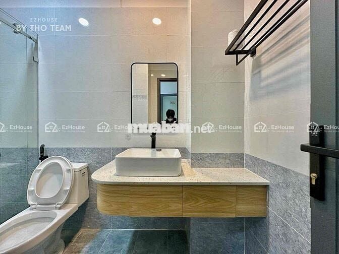 STUDIO VÁCH NGĂN BẾP - BAN CÔNG LỚN THOÁNG MÁT - NGAY HOÀNG HOA THÁM