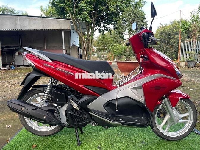 cần bán hon da air blade