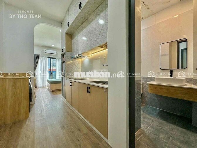 STUDIO VÁCH NGĂN BẾP - BAN CÔNG LỚN THOÁNG MÁT - NGAY HOÀNG HOA THÁM