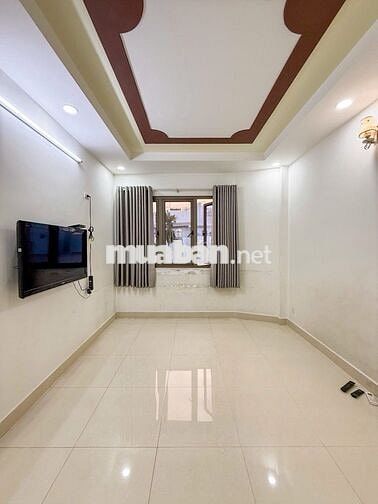 NHÀ MỚI Q4 - HẺM 1 XẸT- 34m2 - 4 LẦU ĐÚC - CHỈ 4.3 TỶ