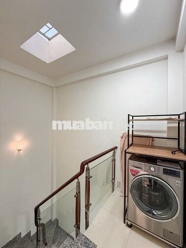 NHÀ MỚI Q4 - HẺM 1 XẸT- 34m2 - 4 LẦU ĐÚC - CHỈ 4.3 TỶ