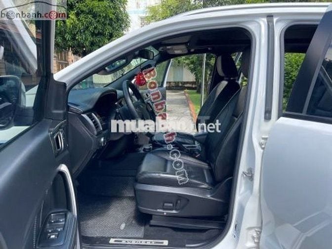 Ford Everest Titanium 2.0L 4x4 AT 2018