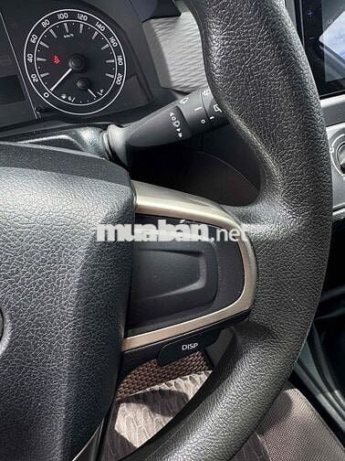 Toyota Innova 2021 2.0E